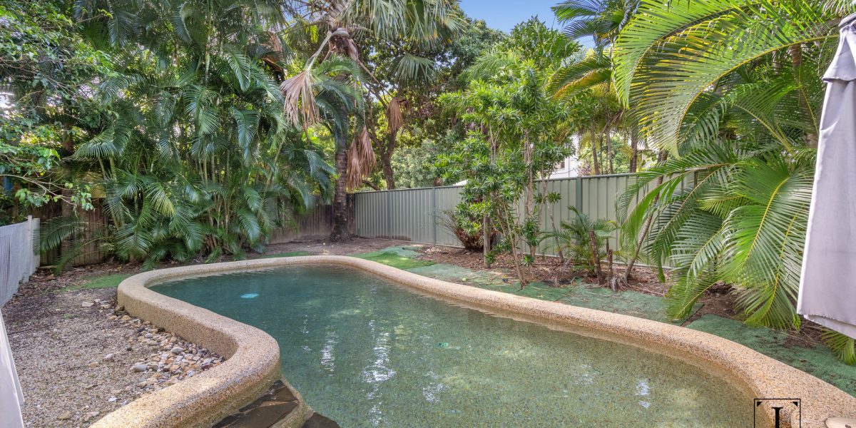 2 Corinda Close, Trinity Beach, QLD 4879 AUS