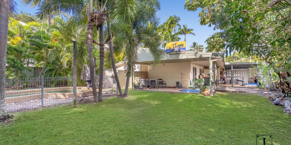 2 Corinda Close, Trinity Beach, QLD 4879 AUS