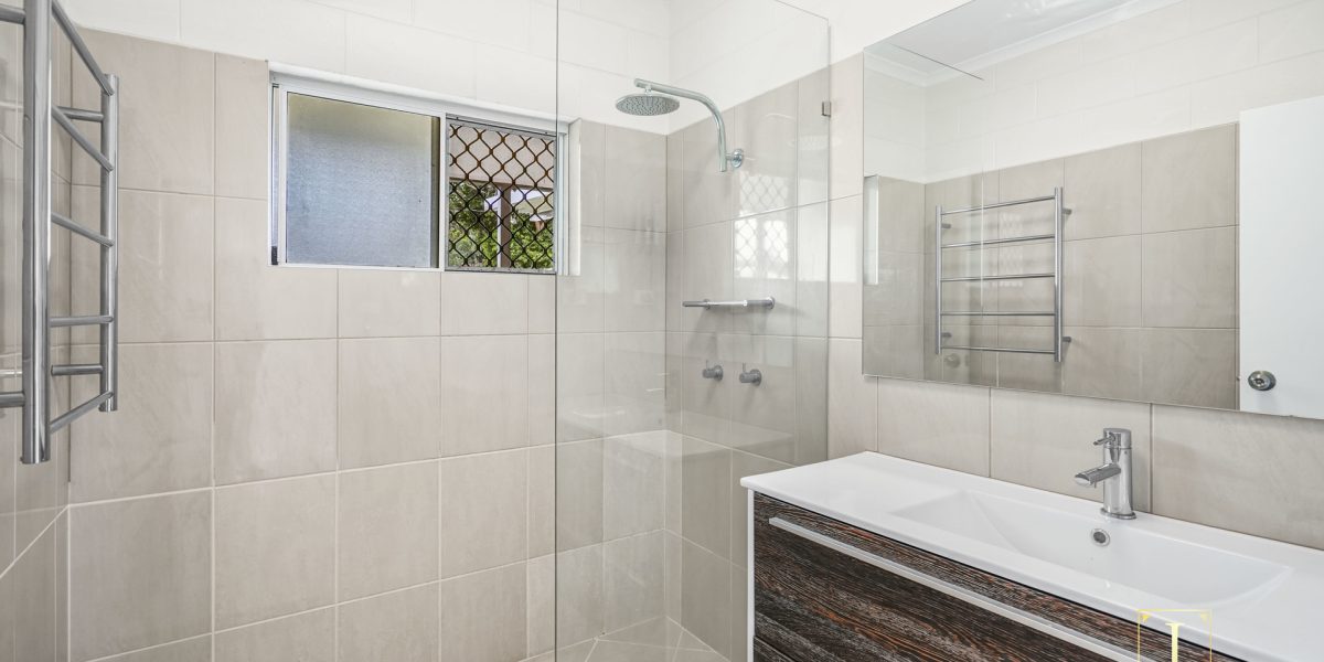 181 Loridan Drive, Brinsmead, QLD 4870 AUS