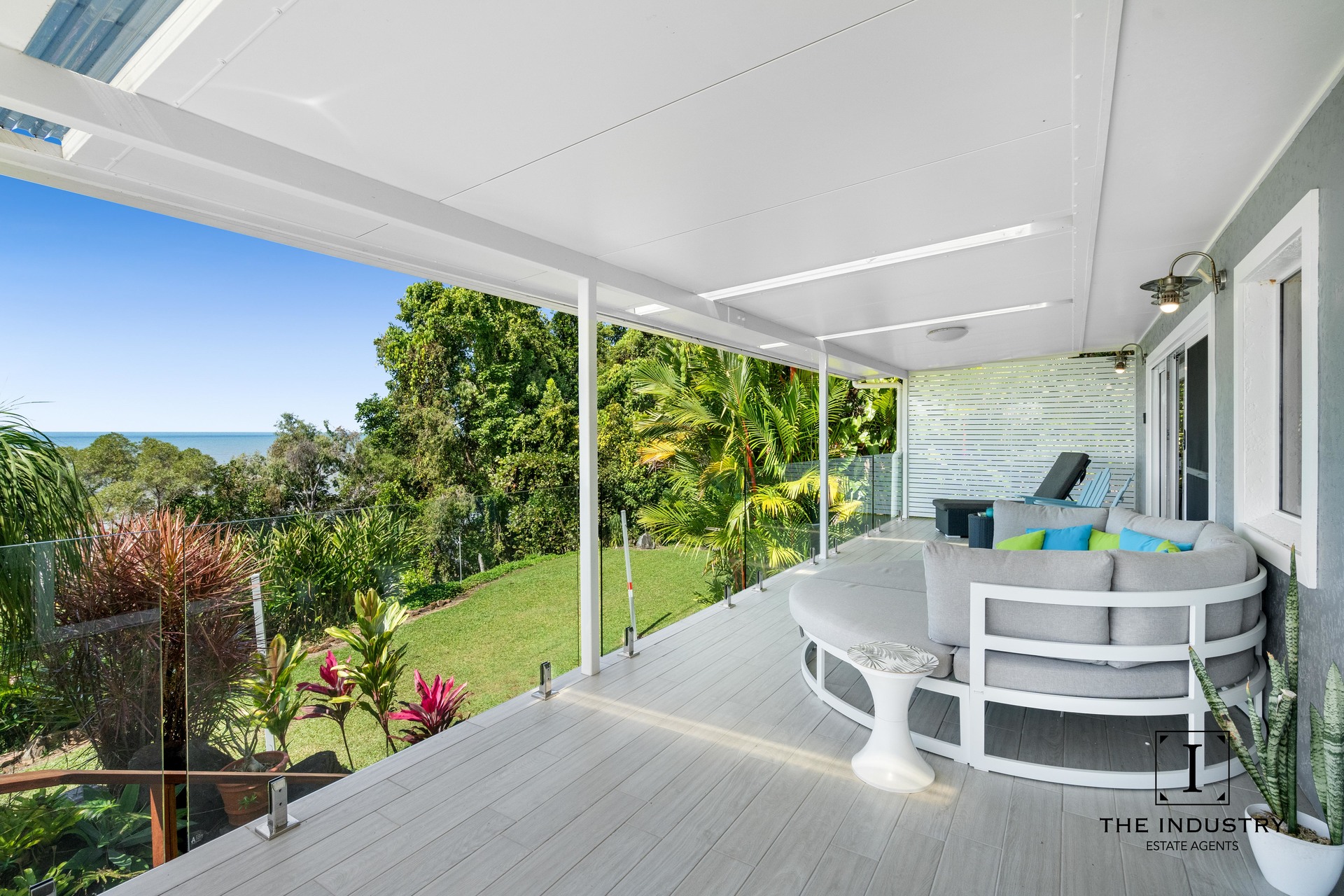 1385 Mossman Daintree Road, Rocky Point, QLD 4873 AUS