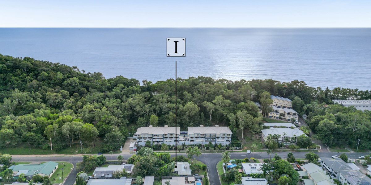 2 Corinda Close, Trinity Beach, QLD 4879 AUS