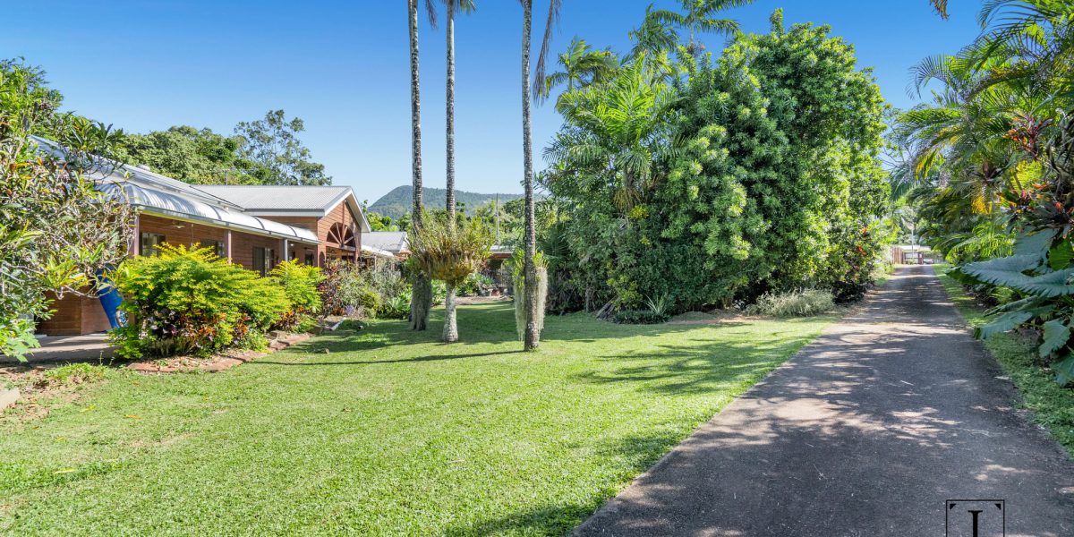 11a Karloo Street, Woree, QLD 4868 AUS