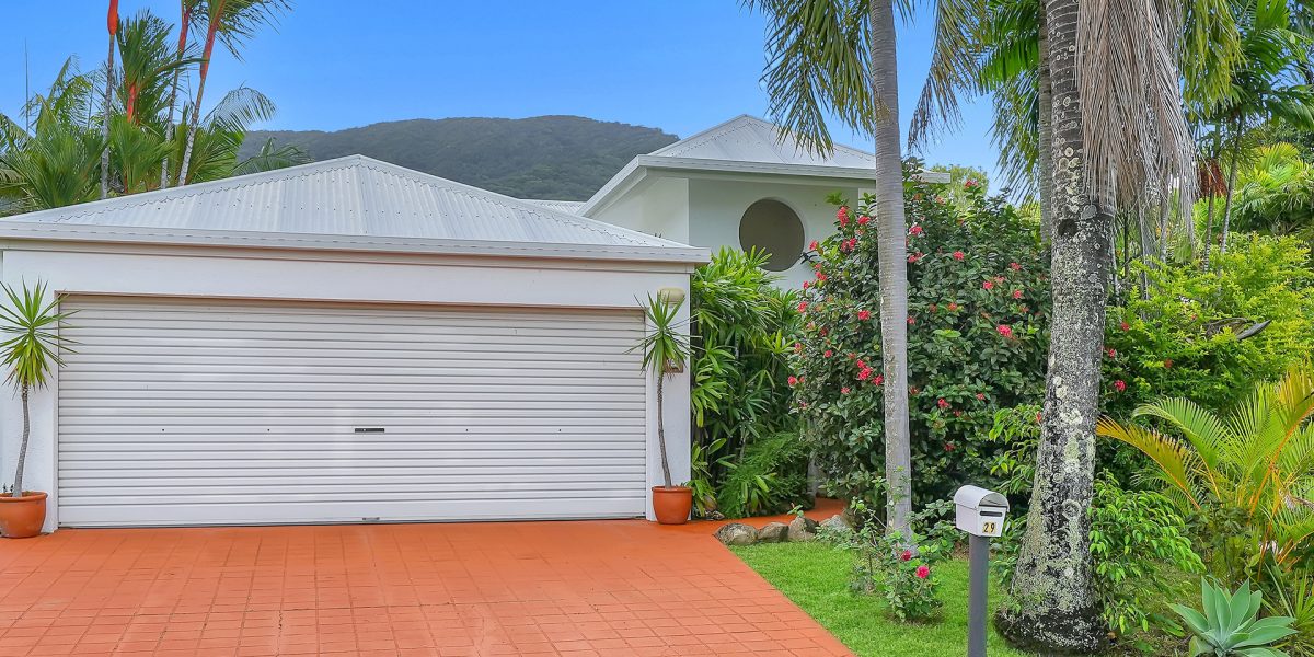 29 Oliva Street, Palm Cove, QLD 4879 AUS