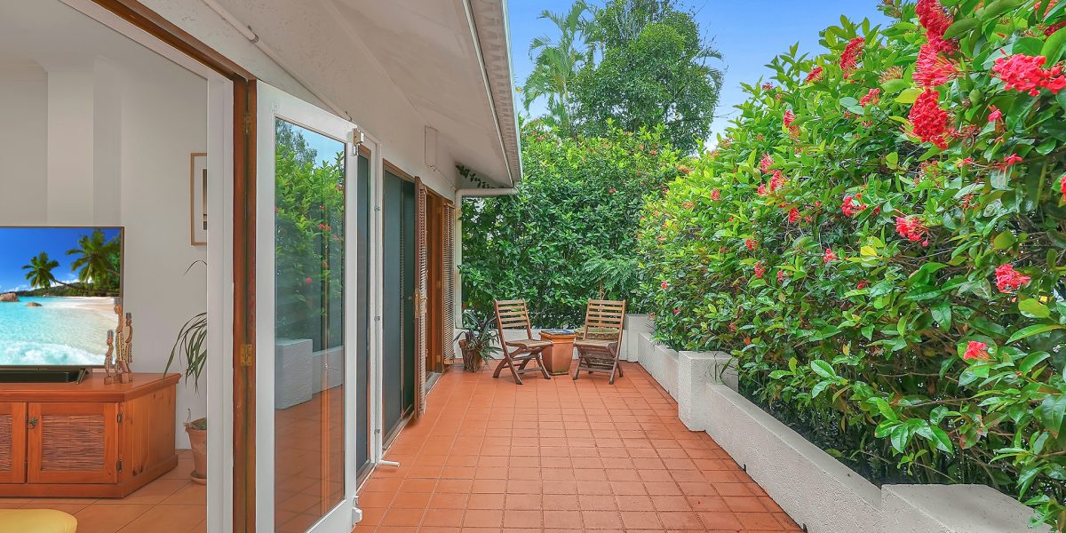 29 Oliva Street, Palm Cove, QLD 4879 AUS