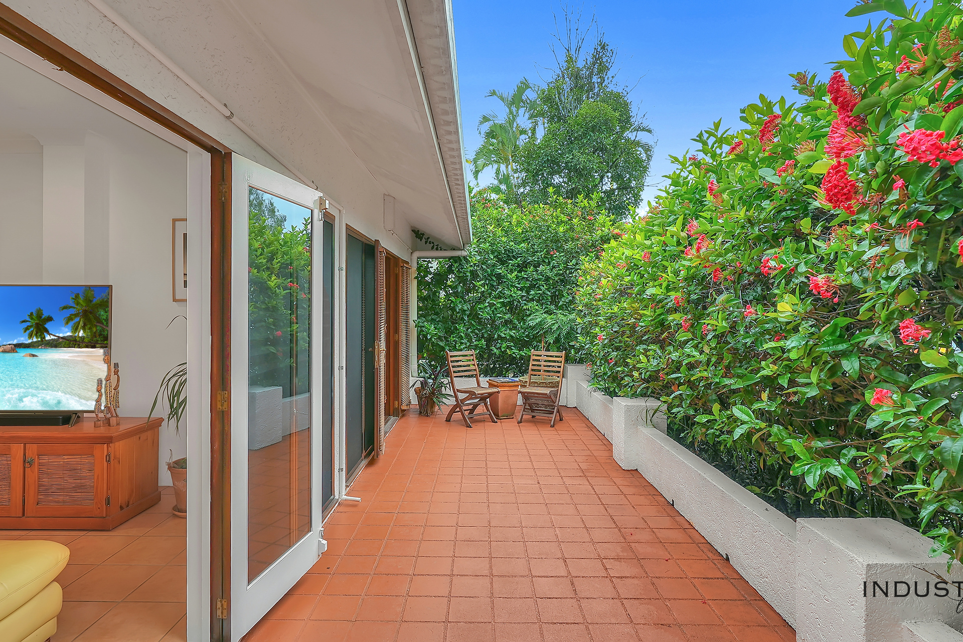 29 Oliva Street, Palm Cove, QLD 4879 AUS