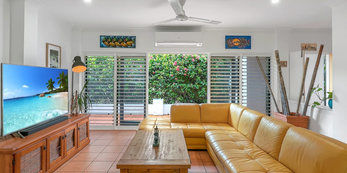 29 Oliva Street, Palm Cove, QLD 4879 AUS