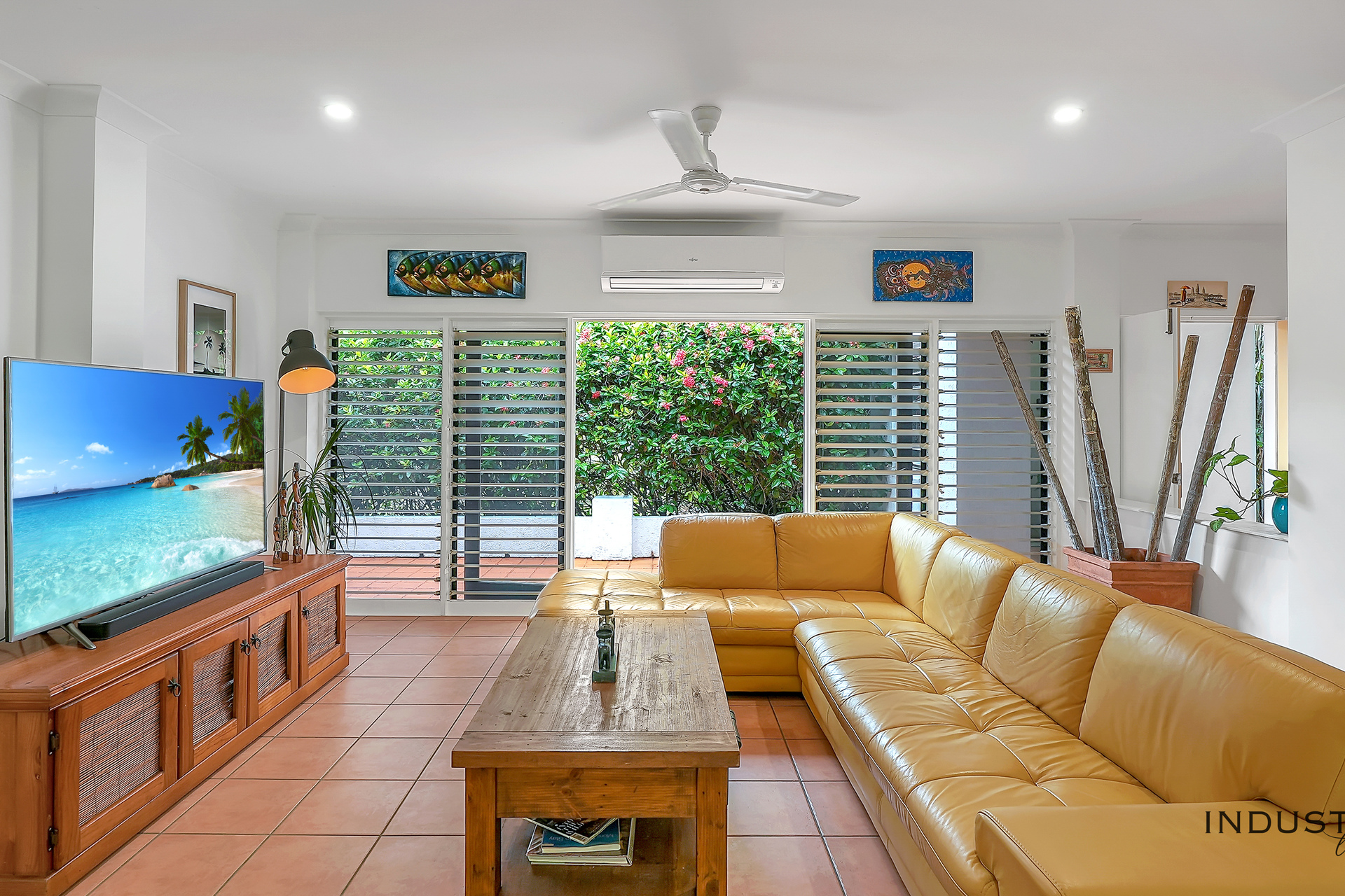 29 Oliva Street, Palm Cove, QLD 4879 AUS