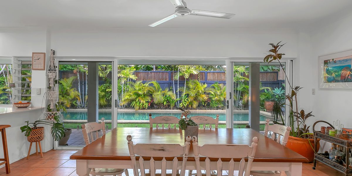 29 Oliva Street, Palm Cove, QLD 4879 AUS
