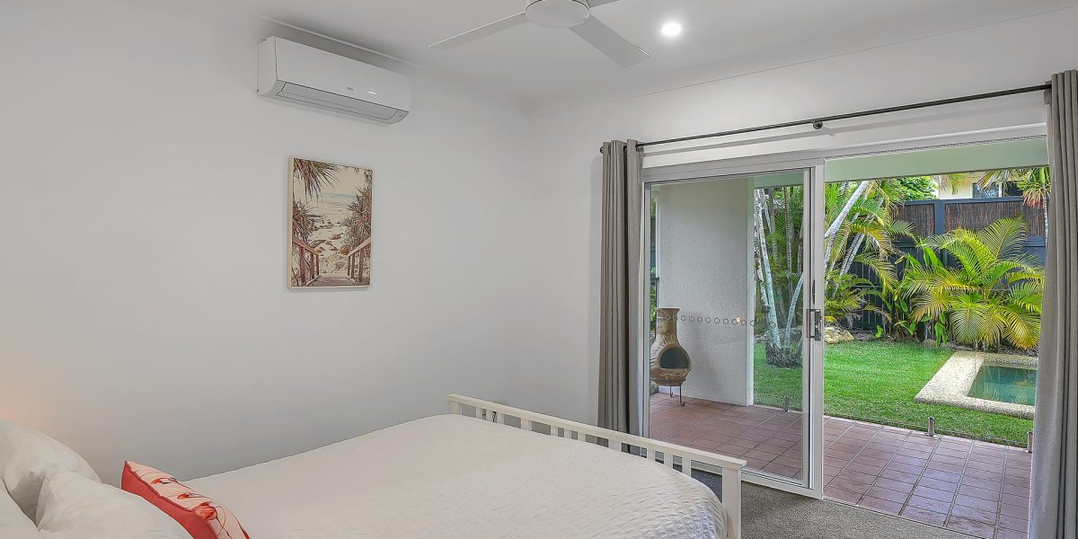 29 Oliva Street, Palm Cove, QLD 4879 AUS
