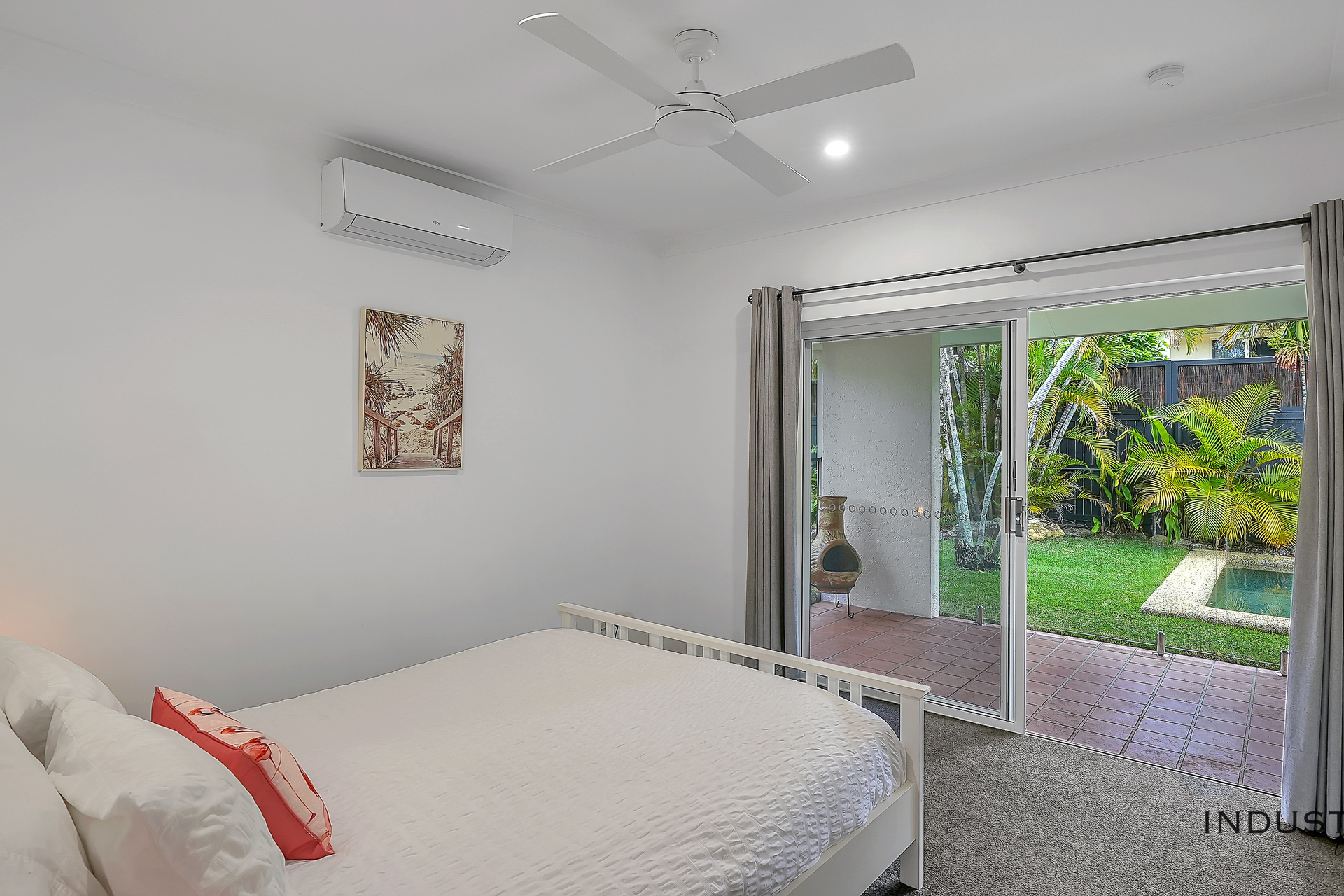 29 Oliva Street, Palm Cove, QLD 4879 AUS