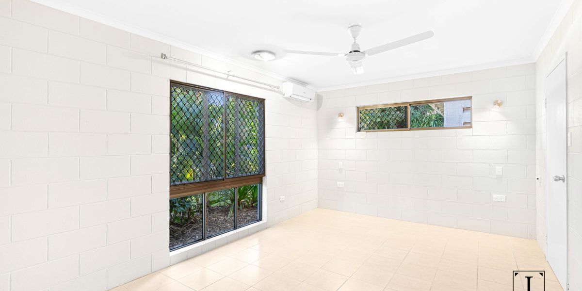 27 Sandwich Street, Kamerunga, QLD 4870 AUS