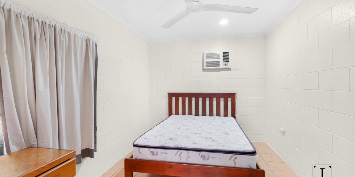 2/12 Allan Street, Bungalow, QLD 4870 AUS