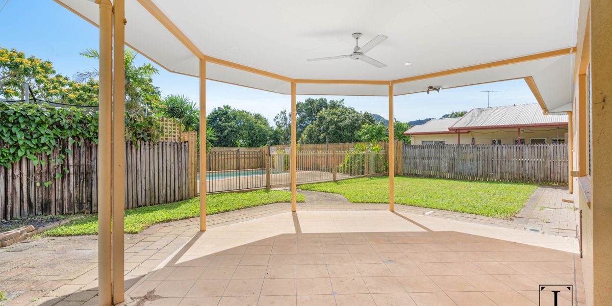 18 Quadrio Crescent, Brinsmead, QLD 4870 AUS