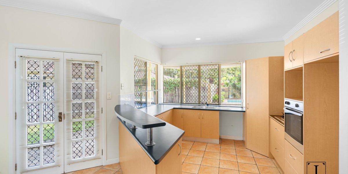 18 Quadrio Crescent, Brinsmead, QLD 4870 AUS