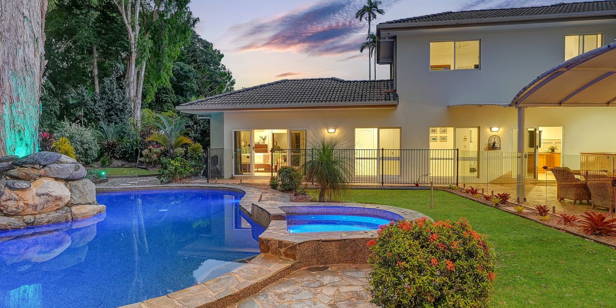 3-5 Whitehaven Court, Clifton Beach, QLD 4879 AUS