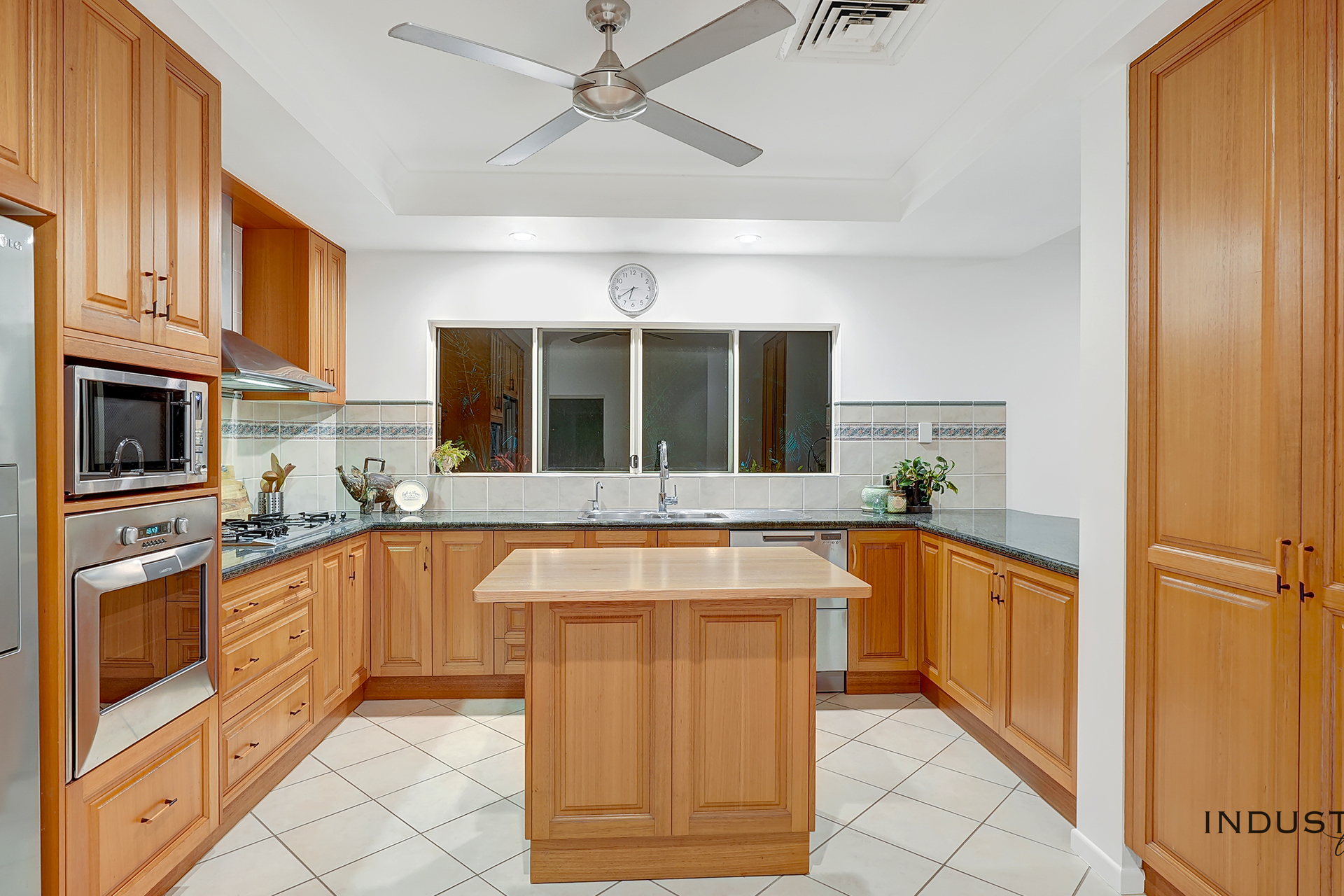 3-5 Whitehaven Court, Clifton Beach, QLD 4879 AUS