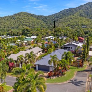 3 Franklin Close, Clifton Beach, QLD 4879 AUS
