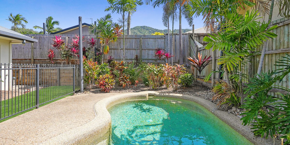3 Franklin Close, Clifton Beach, QLD 4879 AUS