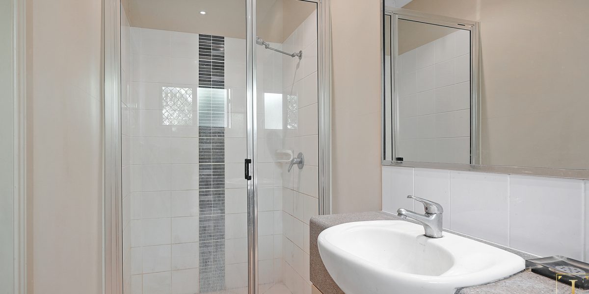 3 Franklin Close, Clifton Beach, QLD 4879 AUS