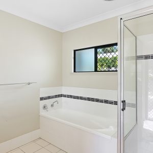 3 Franklin Close, Clifton Beach, QLD 4879 AUS