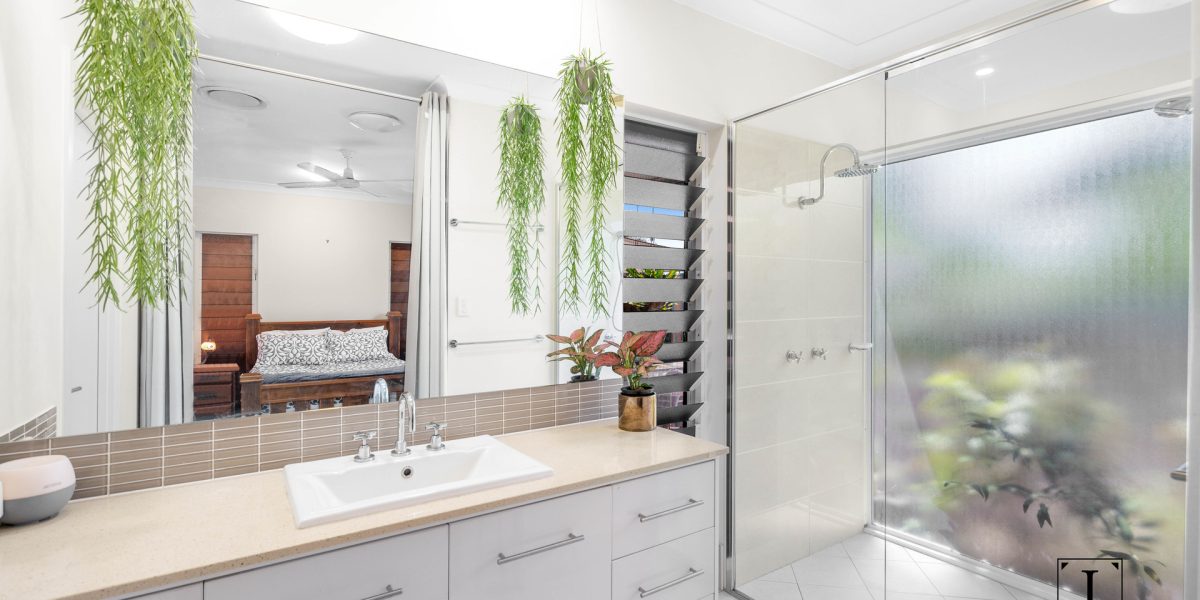 2 Selwyn Circuit, Trinity Park, QLD 4879 AUS