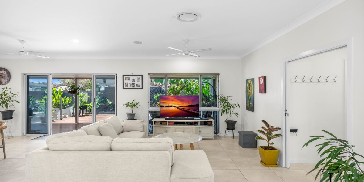 2 Selwyn Circuit, Trinity Park, QLD 4879 AUS