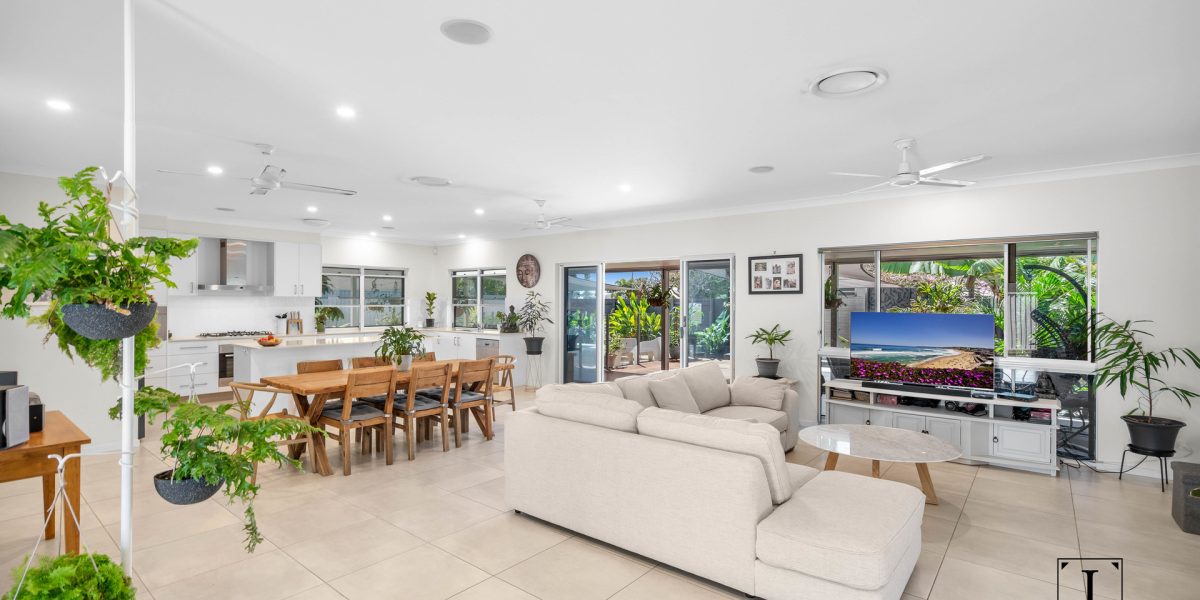 2 Selwyn Circuit, Trinity Park, QLD 4879 AUS