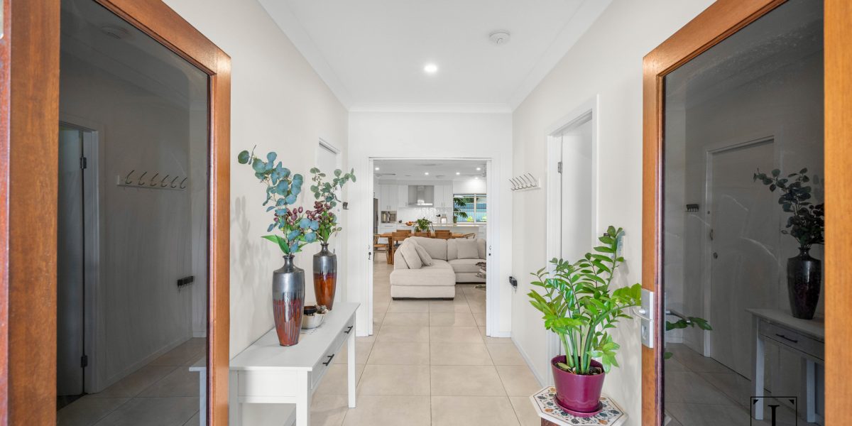 2 Selwyn Circuit, Trinity Park, QLD 4879 AUS