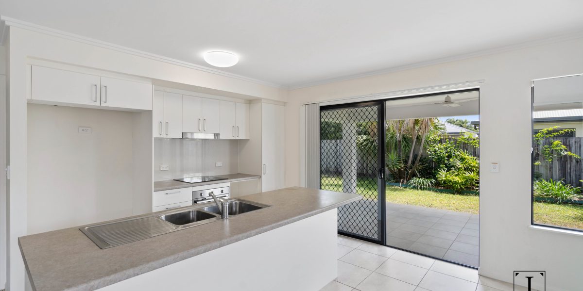 21 Munburra Parade, Smithfield, QLD 4878 AUS