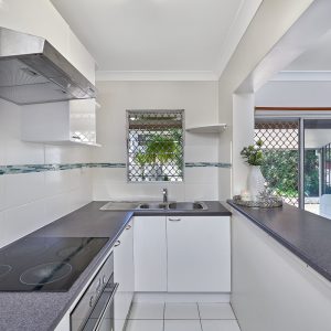 4/4 Crathern Close, Edge Hill, QLD 4870 AUS