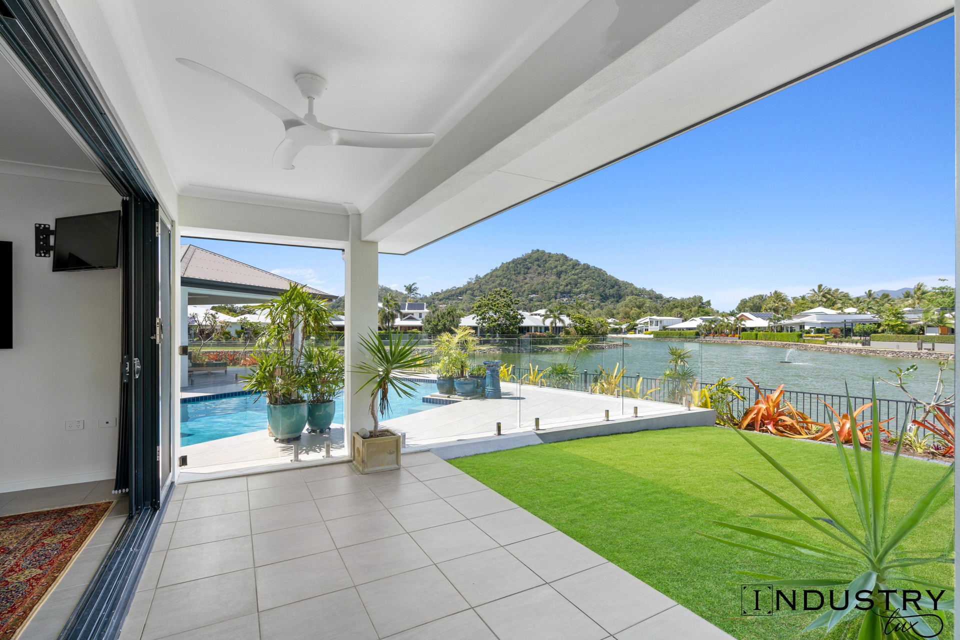 20 Lagoon Drive, Trinity Beach, QLD 4879 AUS