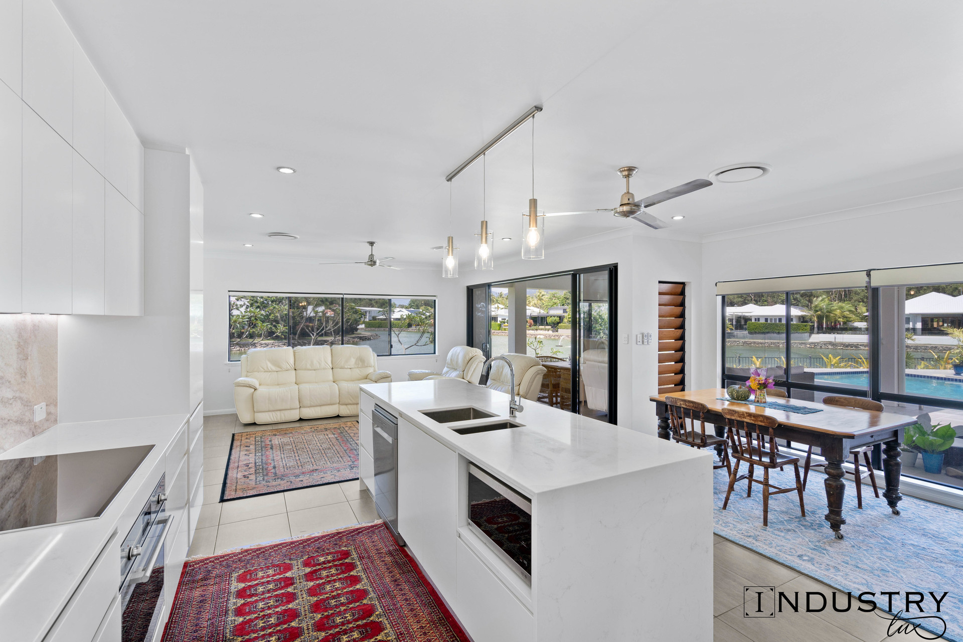 20 Lagoon Drive, Trinity Beach, QLD 4879 AUS