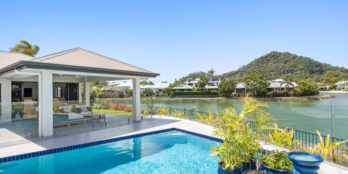 20 Lagoon Drive, Trinity Beach, QLD 4879 AUS