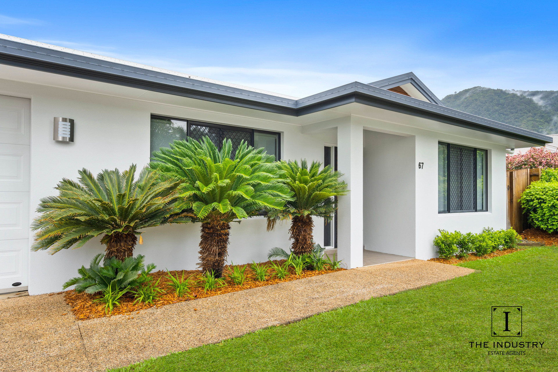 67 Walker Road, Bentley Park, QLD 4869 AUS