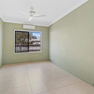 4 Pollock Close, Bentley Park, QLD 4869 AUS