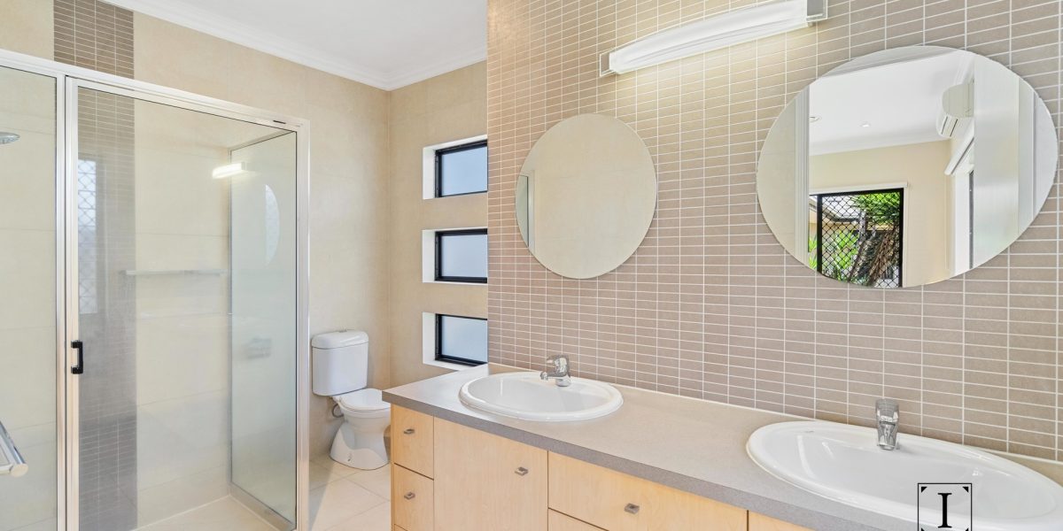 4 Pollock Close, Bentley Park, QLD 4869 AUS