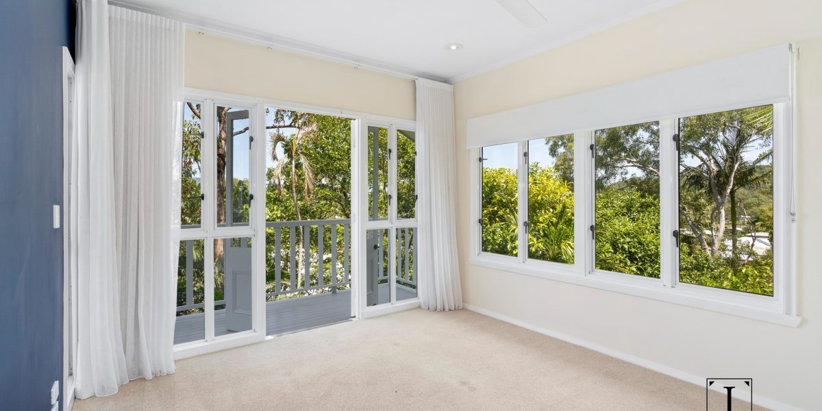 14 Atherton Street, Whitfield, QLD 4870 AUS