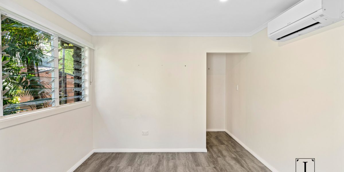 14 Atherton Street, Whitfield, QLD 4870 AUS