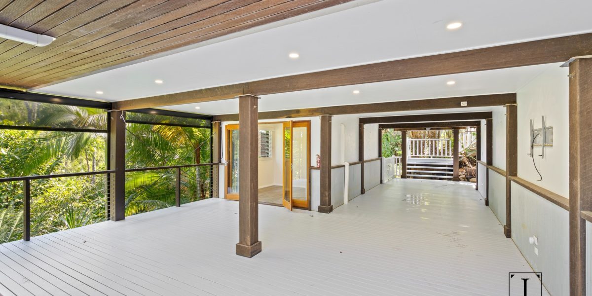 14 Atherton Street, Whitfield, QLD 4870 AUS
