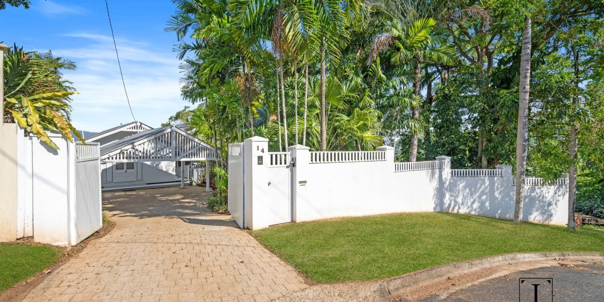 14 Atherton Street, Whitfield, QLD 4870 AUS