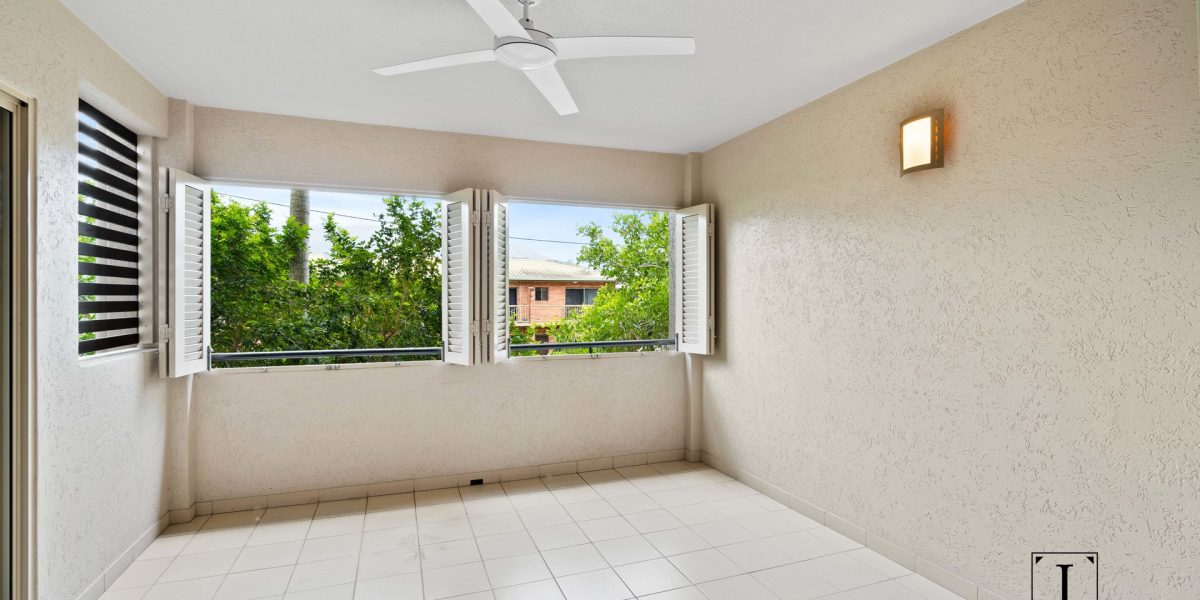 205/2-4 Centenary Close, Manoora, QLD 4870 AUS