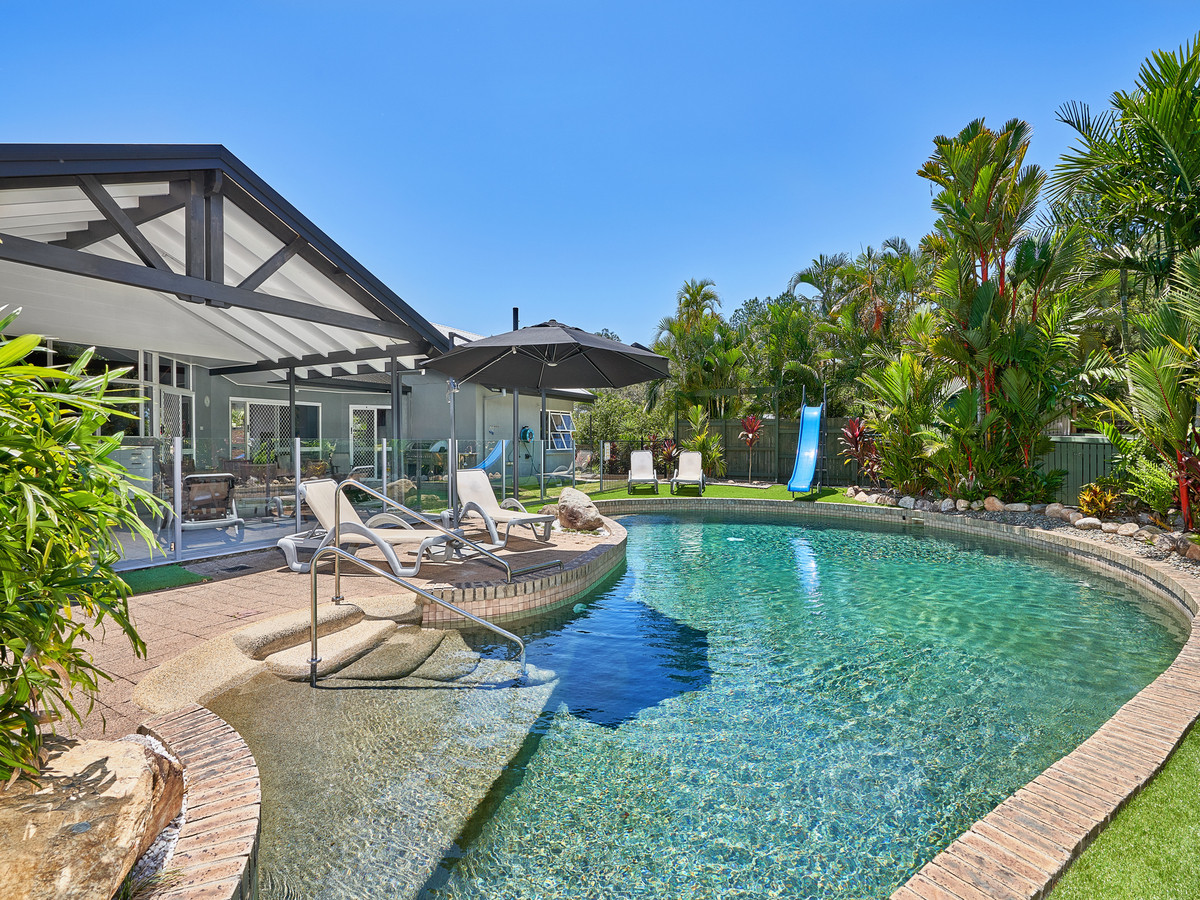 11 Hicks Close, Kewarra Beach, QLD 4879 AUS