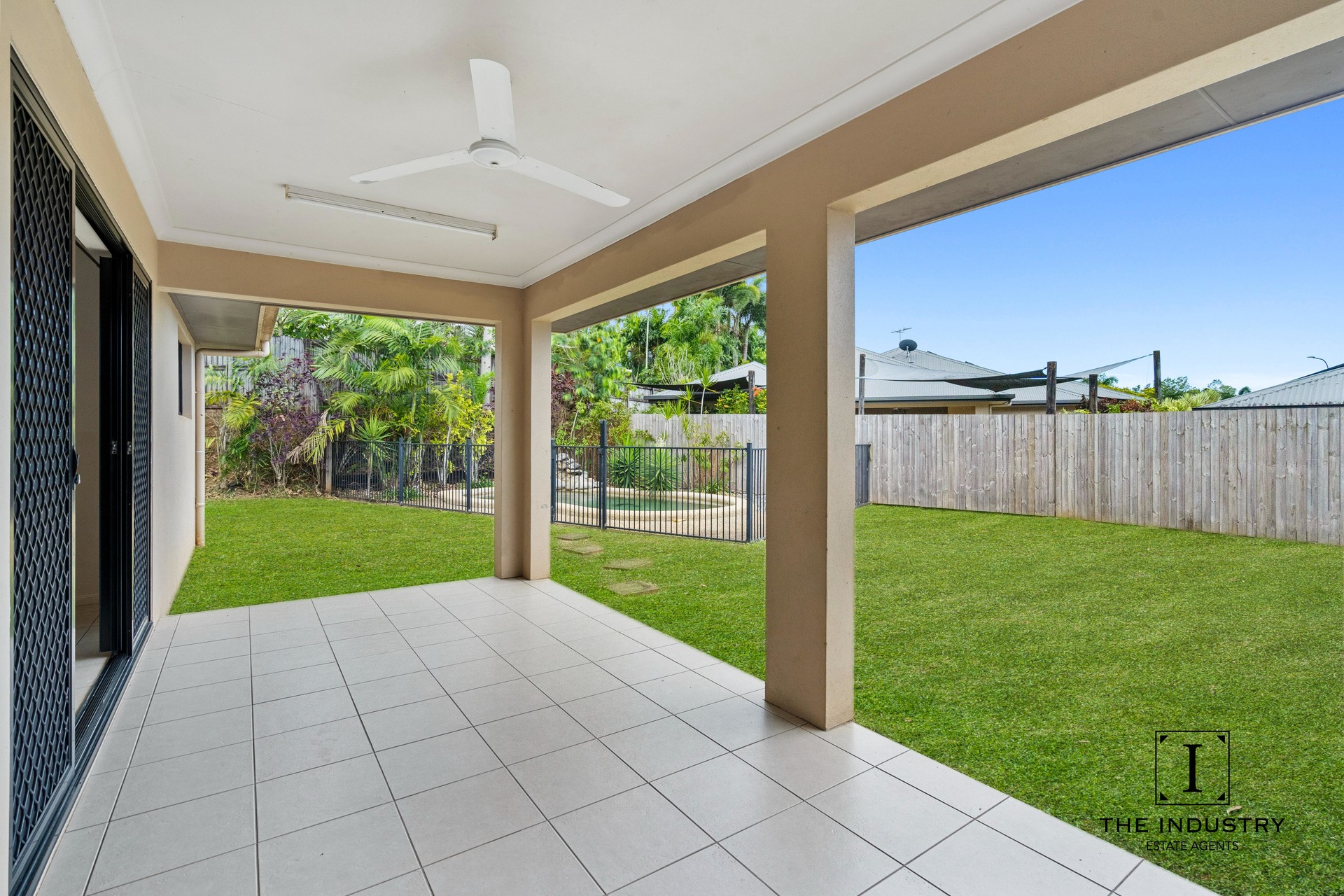 48 Fitzmaurice Drive, Bentley Park, QLD 4869 AUS