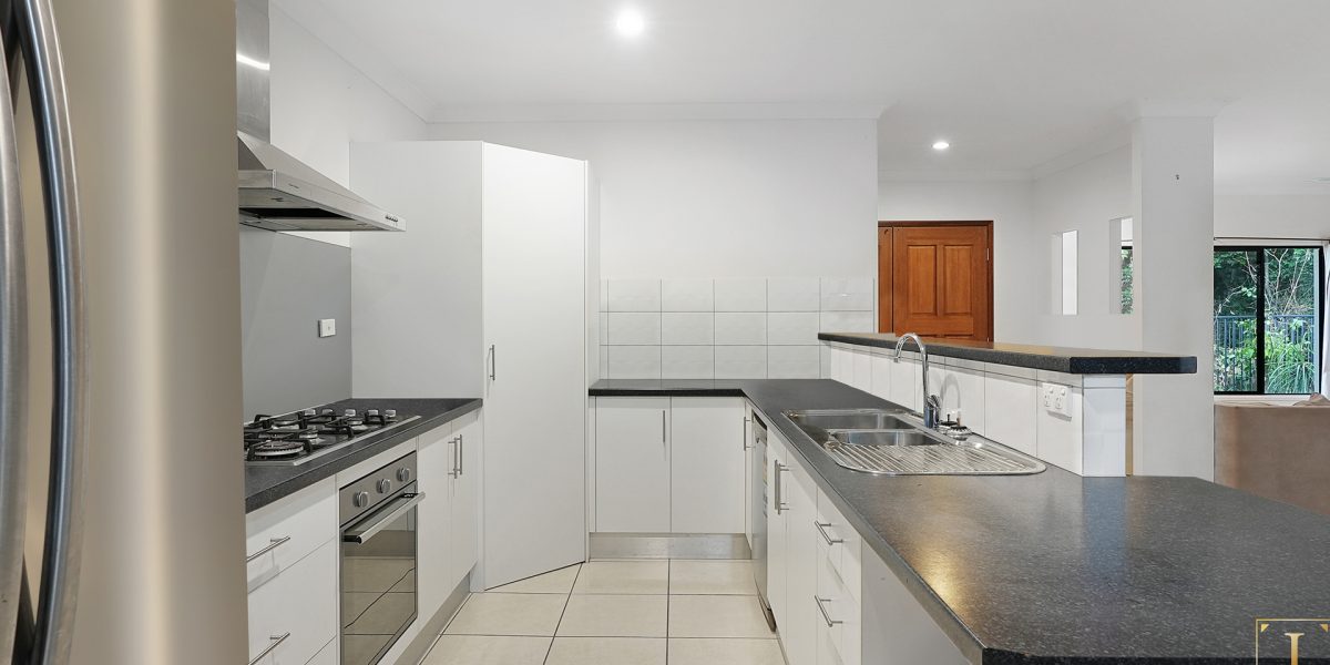 28 Seton Street, Trinity Park, QLD 4879 AUS