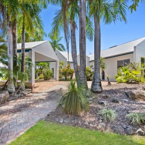 4 Turtle Close, Clifton Beach, QLD 4879 AUS