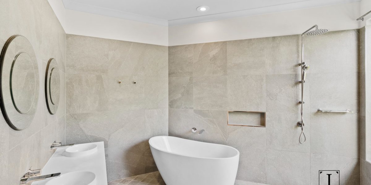 4 Turtle Close, Clifton Beach, QLD 4879 AUS
