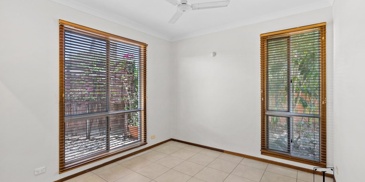 4 Turtle Close, Clifton Beach, QLD 4879 AUS