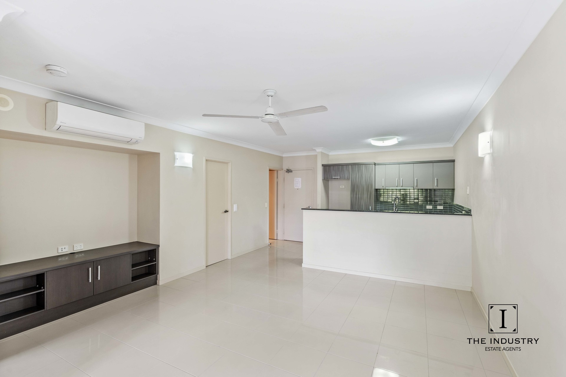 768/12-21 Gregory Street, Westcourt, QLD 4870 AUS