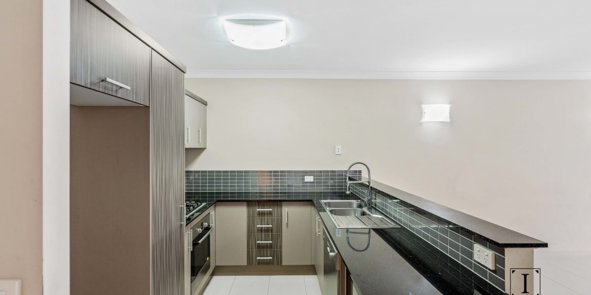 768/12-21 Gregory Street, Westcourt, QLD 4870 AUS