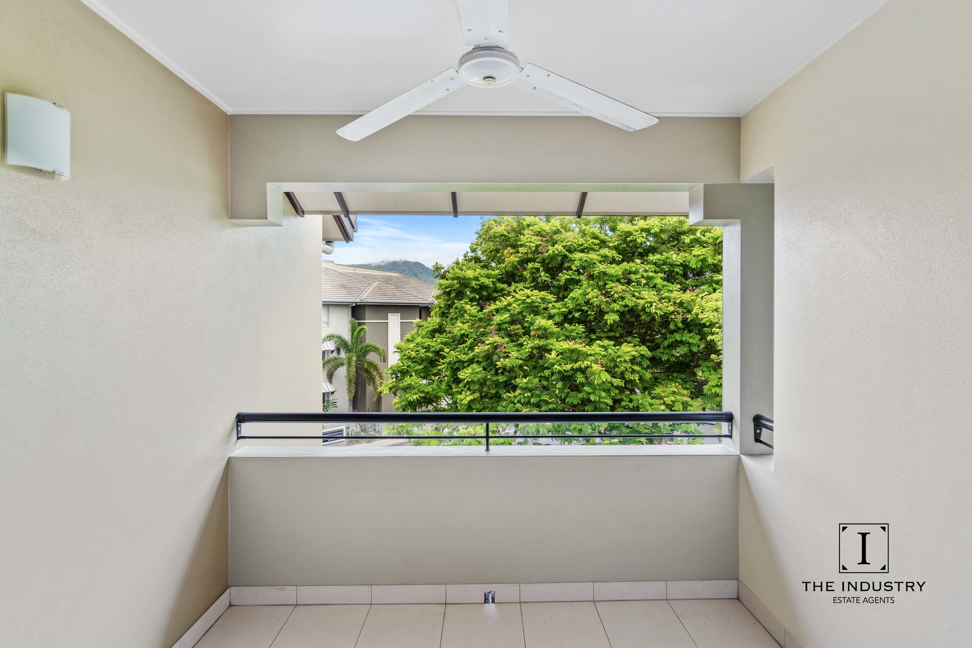 768/12-21 Gregory Street, Westcourt, QLD 4870 AUS